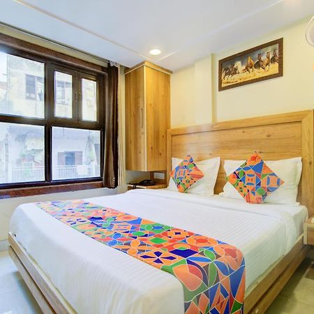 Hotel Kaushal Palace New Delhi Eksteriør bilde